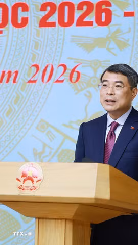 Thủ tướng Lê Minh Hưng chỉ đạo Hội nghị tổng kết năm học 2025-2026 và triển khai năm học 2026-2027. (Ảnh: Dương Giang/TTXVN)