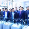 Phó Thủ tướng Chính phủ Nguyễn Chí Dũng tham quan triển lãm ngành công nghiệp bán dẫn Việt Nam 2024. (Ảnh: Tuấn Anh/TTXVN)