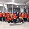 Phó cục trưởng Cục Thể dục Thể thao Việt Nam Nguyễn Hồng Minh đón đoàn Thể thao Người khuyết tật Việt Nam. (Nguồn: Cục Thể dục Thể thao Việt Nam)