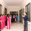 Các đại biểu tham quan Không gian văn hóa Hồ Chí Minh tại cơ quan Đảng ủy Ủy ban Nhân dân Thành phố Hồ Chí Minh. (Ảnh: Xuân Khu/TTXVN)