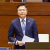Phó Thủ tướng Chính phủ Lê Thành Long phát biểu giải trình, làm rõ một số vấn đề đại biểu Quốc hội nêu. (Ảnh: Doãn Tấn/TTXVN)