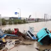 Thiệt hại do mưa lũ lịch sử tại phường Phú Yên, tỉnh Đắk Lắk. (Ảnh: Đỗ Trưởng/TTXVN)