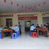 Thành phố Cần Thơ hiện có 1.227 Tổ công nghệ số cộng đồng ở 103 xã, phường là lực lượng nòng cốt "đi từng ngõ, gõ từng nhà" hướng dẫn người dân tiếp cận số. (Ảnh: Thu Hiền/TTXVN)