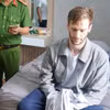 Đối tượng Dale James bị bắt khi đang trốn tại căn hộ thuê tại phường An Hải, thành phố Đà Nẵng. (Ảnh: Công an cung cấp)