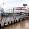 Cống kiểm soát triều Tân Thuận đang được gấp rút hoàn thành, hướng đến vận hành thử trong tháng 10/2026. (Ảnh: Tiến Lực/TTXVN)
