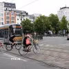 Giao thông tại một tuyến phố chính ở thủ đô Brussels, Bỉ. (Ảnh: Hương Giang/TTXVN)