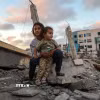 Các em nhỏ Palestine tại trại tị nạn ở Gaza. (Ảnh: THX/TTXVN phát)