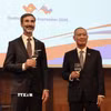 Đại sứ Việt Nam tại Slovakia Phạm Trường Giang và Bộ trưởng Ngoại giao và Các vấn đề châu Âu Slovakia Juraj Blanár. (Ảnh: TTXVN phát)