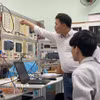 Sinh viên Trường Đại học Sư phạm Kỹ thuật Đà Nẵng chủ động học tập, đổi mới sáng tạo và làm chủ khoa học công nghệ. (Ảnh: Khoa Chương/TTXVN)