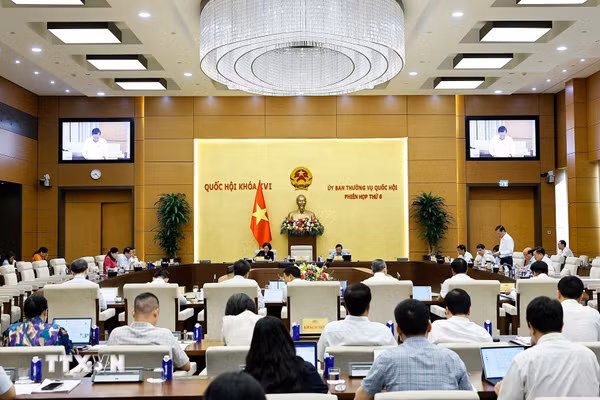 Ủy ban Thường vụ Quốc hội cho ý kiến về dự án Luật Đất đai sửa đổi tại Phiên họp thứ 7