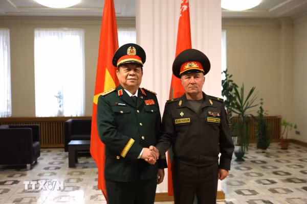 Việt Nam-Belarus tăng cường trao đổi kinh nghiệm giáo dục chính trị, tư tưởng trong quân đội