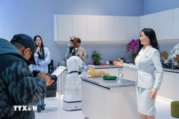 Doanh thu của các công ty robot hình người ở Trung Quốc tăng mạnh