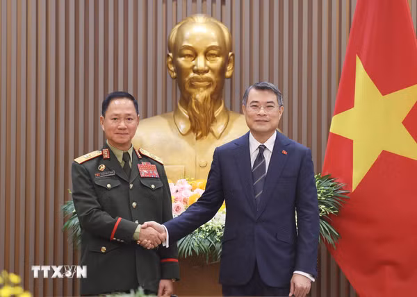 Thủ tướng Lê Minh Hưng: Hợp tác quốc phòng-an ninh là một trụ cột quan trọng của quan hệ Việt Nam-Lào