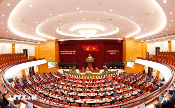 Hội nghị Trung ương 4: Đổi mới phương thức lãnh đạo và khơi dậy nguồn lực con người
