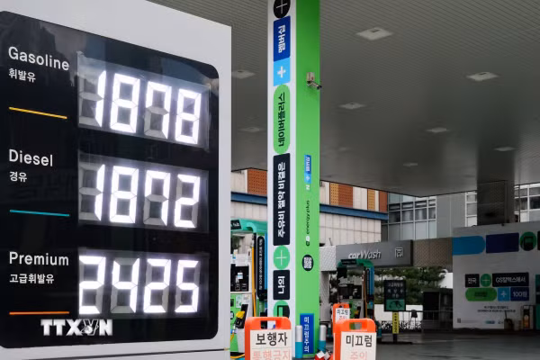 Giá dầu thế giới đi lên sau các cuộc tấn công tại Saudi Arabia