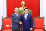 Trưởng Ban Tuyên giáo và Dân vận Trung ương Nguyễn Trọng Nghĩa tiếp Đại sứ Cuba tại Việt Nam Rogelio Polanco Fuentes. (Ảnh: Phương Hoa/TTXVN)