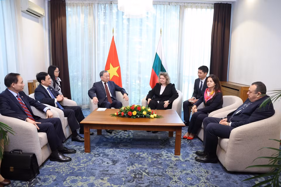 Tổng Bí thư Tô Lâm hội kiến Chủ tịch Quốc hội Bulgaria Nataliya Kiselova. (Ảnh: Thống Nhất/TTXVN)