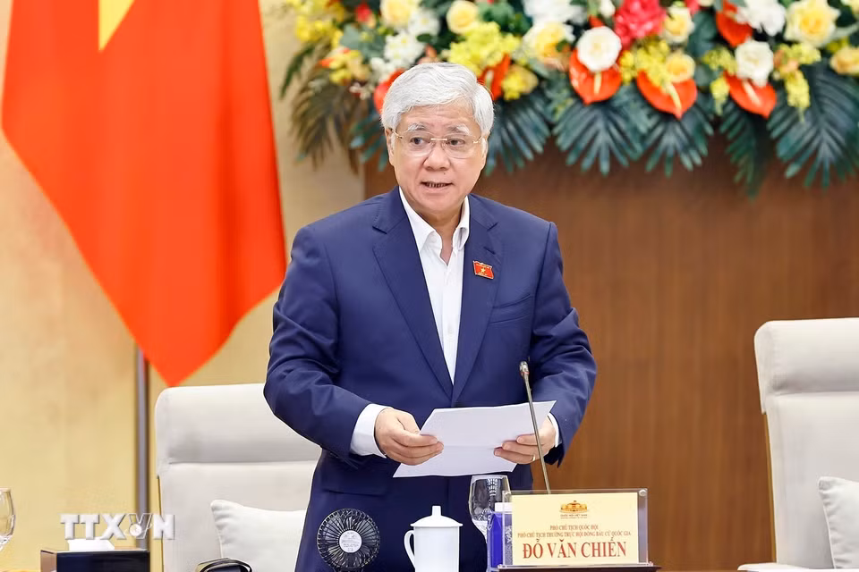Phó Chủ tịch Quốc hội Đỗ Văn Chiến, Phó Chủ tịch Thường trực Hội đồng Bầu cử quốc gia phát biểu. (Ảnh: Doãn Tấn/TTXVN)