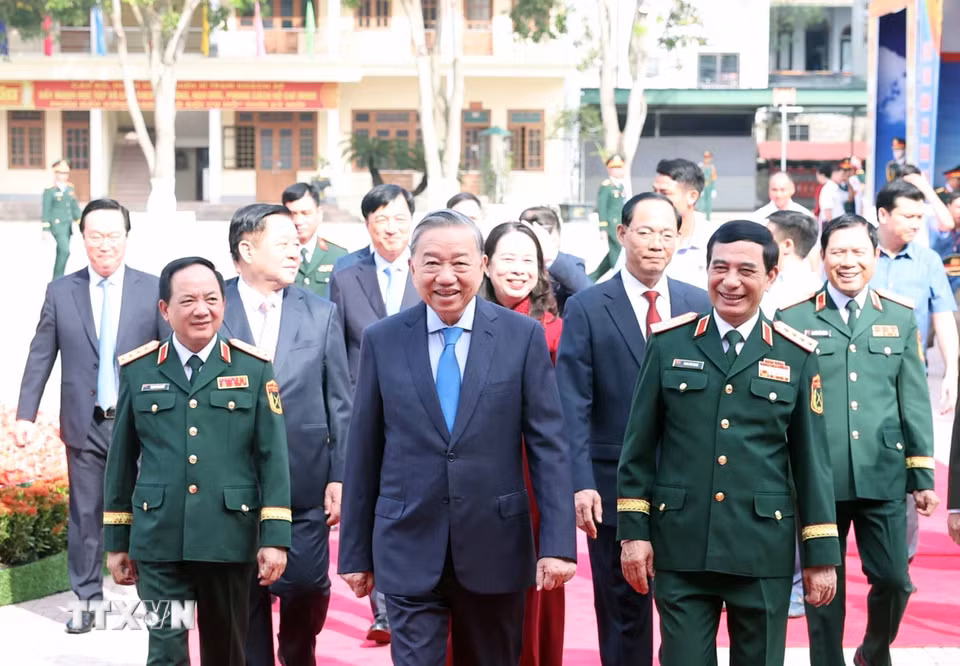 Tổng Bí thư Tô Lâm và các đại biểu. (Ảnh: Thống Nhất/TTXVN)