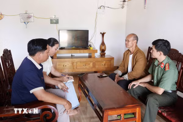 Người có uy tín - những “cây đại thụ” giữa đại ngàn Tây Nguyên