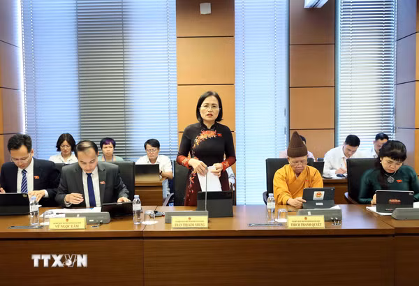 Chủ tịch Quốc hội Trần Thanh Mẫn: Bưu chính là hạ tầng thiết yếu của kinh tế số
