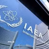 Biểu tượng Cơ quan Năng lượng Nguyên tử Quốc tế (IAEA). (Ảnh: IRNA/TTXVN)