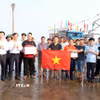 Những con tàu công suất lớn tại Quảng Trị bắt đầu ra khơi với kỳ vọng có một năm khai thác, đánh bắt thủy hải sản bội thu. (Ảnh: Tá Chuyên/TTXVN)