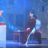 Nghệ sỹ ưu tú Hồng Nhung thể hiện vai Uyên Thanh trong “Người con gái Hà thành”. (Ảnh: Nhà hát Cải lương Hà Nội)
