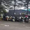 Rác thải ùn ứ tại khu vực đường Phan Chu Trinh, phường Vĩnh Phúc. (Ảnh: Nguyễn Thảo/TTXVN)