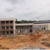 Thi công các hạng mục phòng học, ký túc xá tại trường Phổ thông nội trú liên cấp Tiểu học và Trung học cơ sở Ia Púch. (Ảnh tư liệu: Hoài Nam/TTXVN)