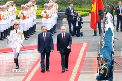 Chủ tịch nước Tô Lâm chủ trì Lễ đón chính thức Tổng thống Liên bang Nga Vladimir Vladimirovich Putin thăm cấp Nhà nước tới Việt Nam theo lời mời của Tổng Bí thư Nguyễn Phú Trọng, từ ngày 19-20/6/2024. (Ảnh: TTXVN)