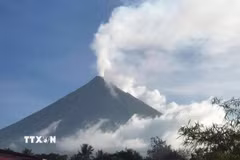 Núi lửa Mayon ở tỉnh Albay, Philippines. (Ảnh: AFP/TTXVN)