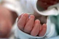 Hà Nội: Cháu bé 5 tháng tuổi tử vong ở nơi trông giữ trẻ