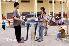 Trụ sở dôi dư tại các xã phường của tỉnh Thái Nguyên được tận dụng làm nơi sinh hoạt văn hóa, thể thao cho người dân địa phương. (Ảnh: Trần Trang/TTXVN)