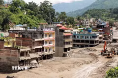 Thiệt hại sau lũ quét tại Trishuli, Nepal. (Ảnh: ANI/TTXVN phát)