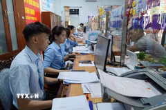 Nhằm nâng cao chất lượng phục vụ người dân, cải cách thủ tục hành chính theo hướng nhanh gọn, hiệu quả, xã Bình Minh (tỉnh Đồng Nai) đã triển khai mô hình “Ngày thứ 6 không hẹn” đã phát huy hiệu quả tích cực. (Ảnh: Lê Xuân/TTXVN)