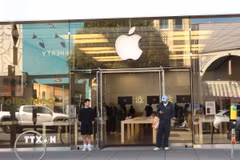 Một cửa hàng của Apple tại thành phố San Francisco, bang California, Mỹ. (Ảnh: Đoàn Hùng/TTXVN)
