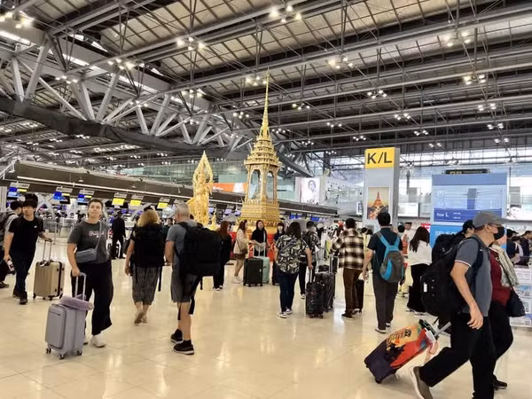 Thái Lan hướng tới 3 triệu người dùng hộ chiếu AI