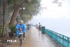Hà Nội có mưa nhỏ vài nơi. (Ảnh: Nguyễn Hoa/TTXVN phát)