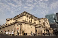 Trụ sở Ngân hàng Trung ương Anh (BoE) London. (Ảnh: Hữu Tiến/TTXVN)