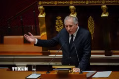 Thủ tướng Pháp Francois Bayrou phát biểu trước Quốc hội ở Paris ngày 14/1/2025. (Ảnh: THX/TTXVN)