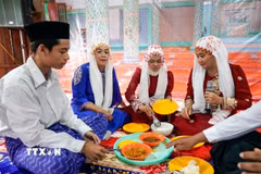 Độc đáo Tết Raya Aidil Fitri của đồng bào Chăm Islam An Giang