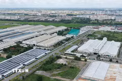 Các nhà máy sản xuất tại Khu công nghiệp TMTC, thuộc Khu kinh tế cửa khẩu Mộc Bài, xã Bến Cầu, tỉnh Tây Ninh. (Ảnh: Minh Phú/TTXVN)