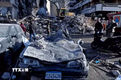 Cảnh đổ nát sau cuộc không kích của Israel tại Beirut, Liban. (Ảnh: THX/TTXVN)