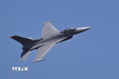 Máy bay chiến đấu F-16. (Ảnh: AFP/TTXVN)