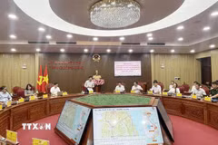 Phó Chủ tịch Ủy ban Kinh tế và Tài chính của Quốc hội Nguyễn Minh Sơn phát biểu tại buổi làm việc. (Ảnh: Phạm Cường/TTXVN)