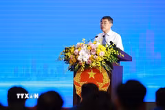 Thủ tướng Lê Minh Hưng phát biểu tại buổi đối thoại với thanh niên với chủ đề "Phát huy vai trò thanh niên Việt Nam trong khởi nghiệp, đổi mới sáng tạo, góp phần thúc đẩy tăng trưởng và tạo việc làm". (Ảnh: Dương Giang/TTXVN)