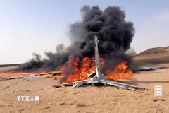 Máy bay không người lái do thám được cho là của Saudi Arabia bị lực lượng Houthi ở Yemen bắn hạ tại tỉnh miền Bắc Al-Jawf, ngày 26/7/2026. (Ảnh: THX/TTXVN phát)