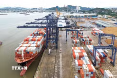 Cảng container quốc tế Cái Lân. (Ảnh: Thanh Vân/TTXVN)