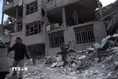 Cảnh đổ nát sau cuộc không kích tại Tehran, Iran. (Ảnh: THX/TTXVN)
